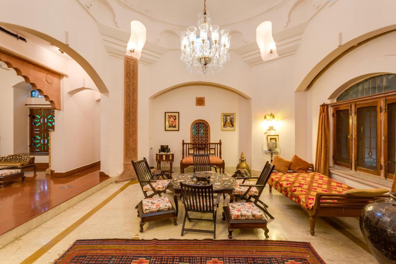 Hostie Chinar Haveli - Heritage Home With Pool, คูร์เคาน์ ภายนอก รูปภาพ