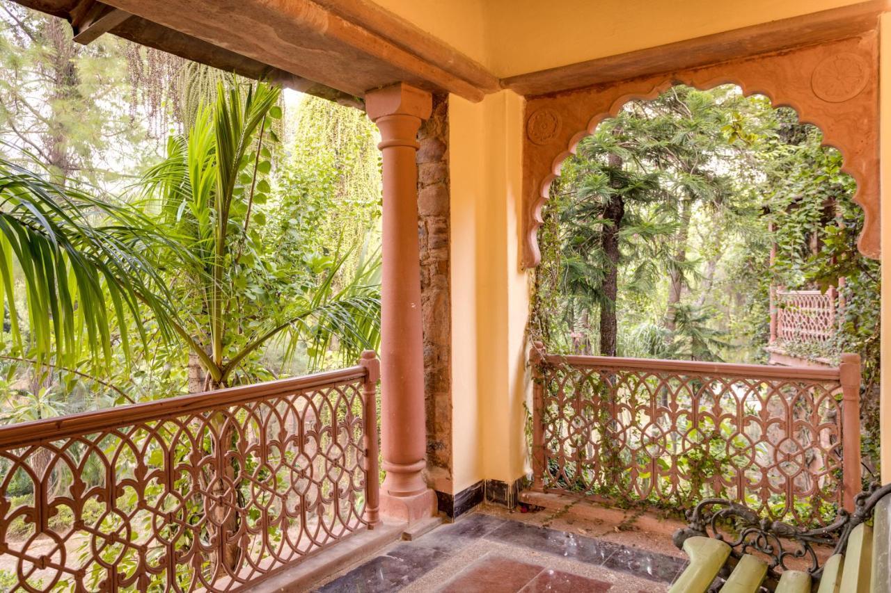 Hostie Chinar Haveli - Heritage Home With Pool, คูร์เคาน์ ภายนอก รูปภาพ