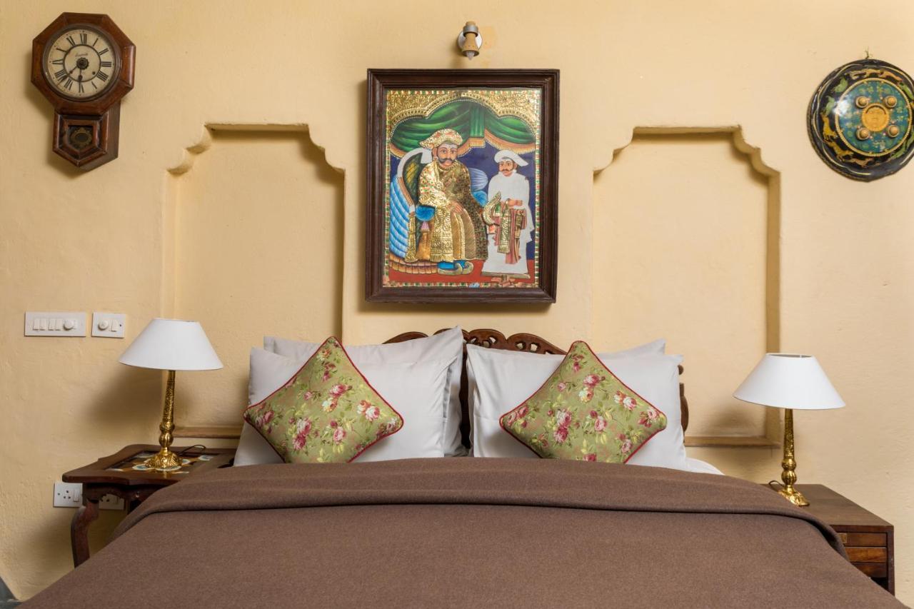 Hostie Chinar Haveli - Heritage Home With Pool, คูร์เคาน์ ภายนอก รูปภาพ