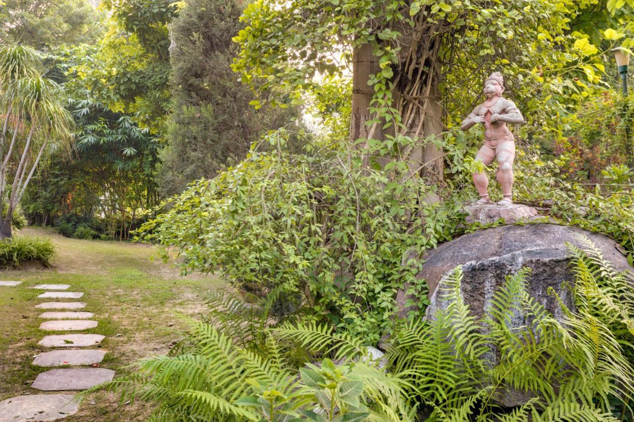 Hostie Chinar Haveli - Heritage Home With Pool, คูร์เคาน์ ภายนอก รูปภาพ
