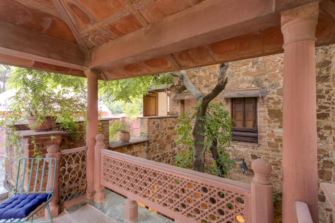 Hostie Chinar Haveli - Heritage Home With Pool, คูร์เคาน์ ภายนอก รูปภาพ