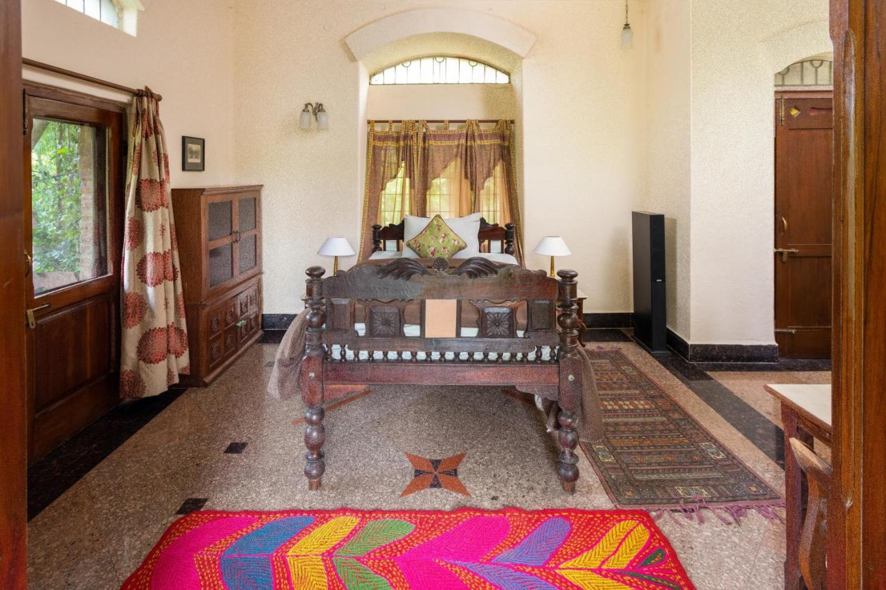 Hostie Chinar Haveli - Heritage Home With Pool, คูร์เคาน์ ภายนอก รูปภาพ
